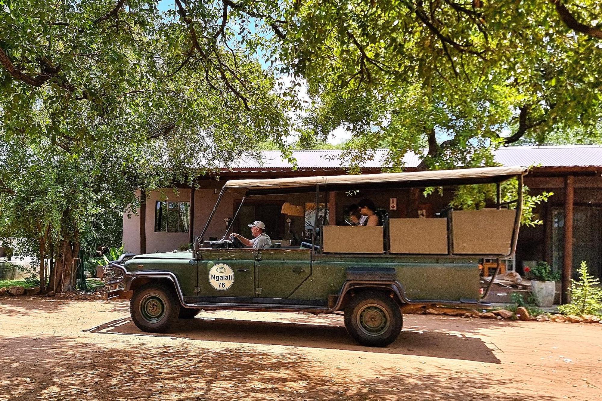 Ngalali Retreat Hotel Grietjie Wildreservaat Buitenkant foto